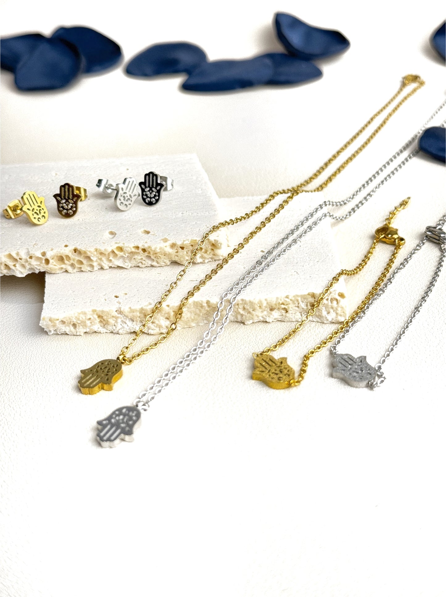 Hand of Fatima golden steel necklace