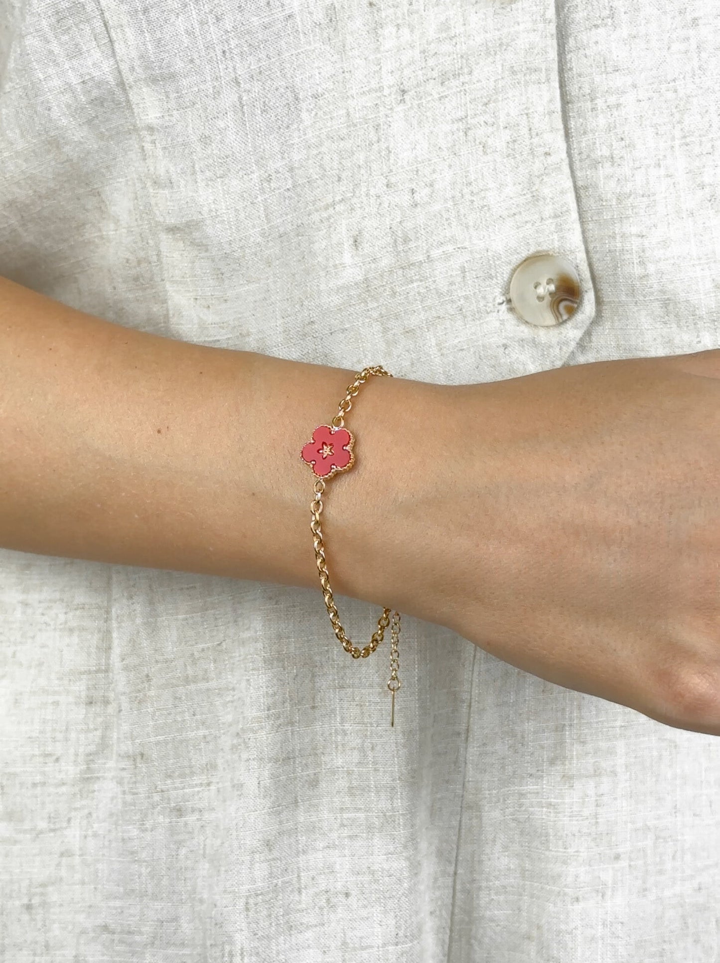 Bracelet Acier Doré Fleur Rouge