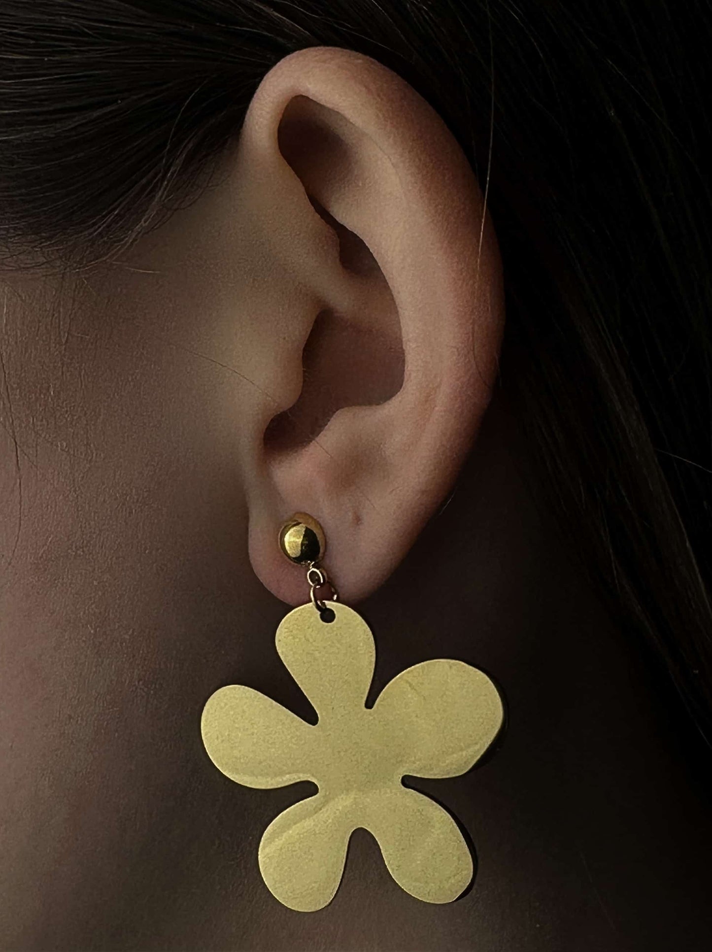 Flower gold steel earrings