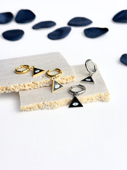 Triangle gold steel hoops with eye