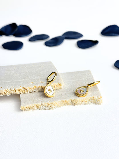 Pearlescent gold steel hoops with crown