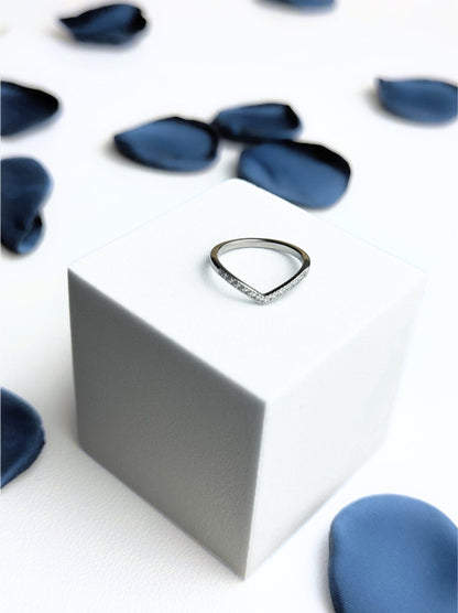 Silver steel ring with zirconia