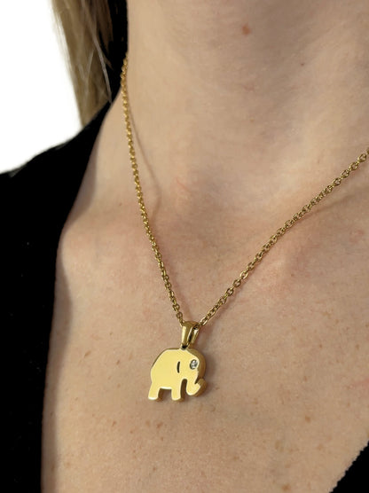 Colar de aço dourado elefante com zircônia