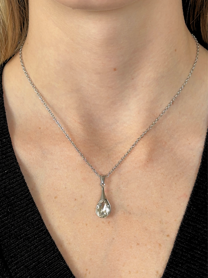 Silver steel necklace with zirconia