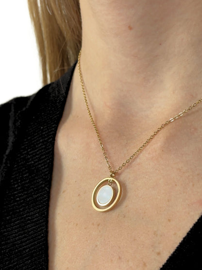 Golden steel necklace with pearl circle