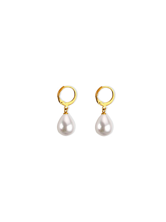 Golden steel earrings with pearl