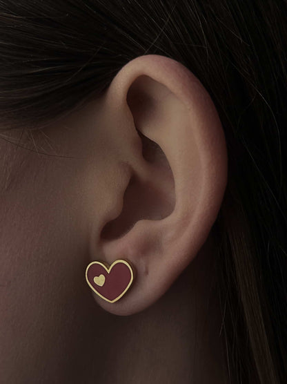 Boucles d'oreilles en acier doré avec coeur rouge