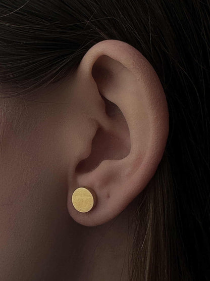 Golden steel earrings with smooth medals