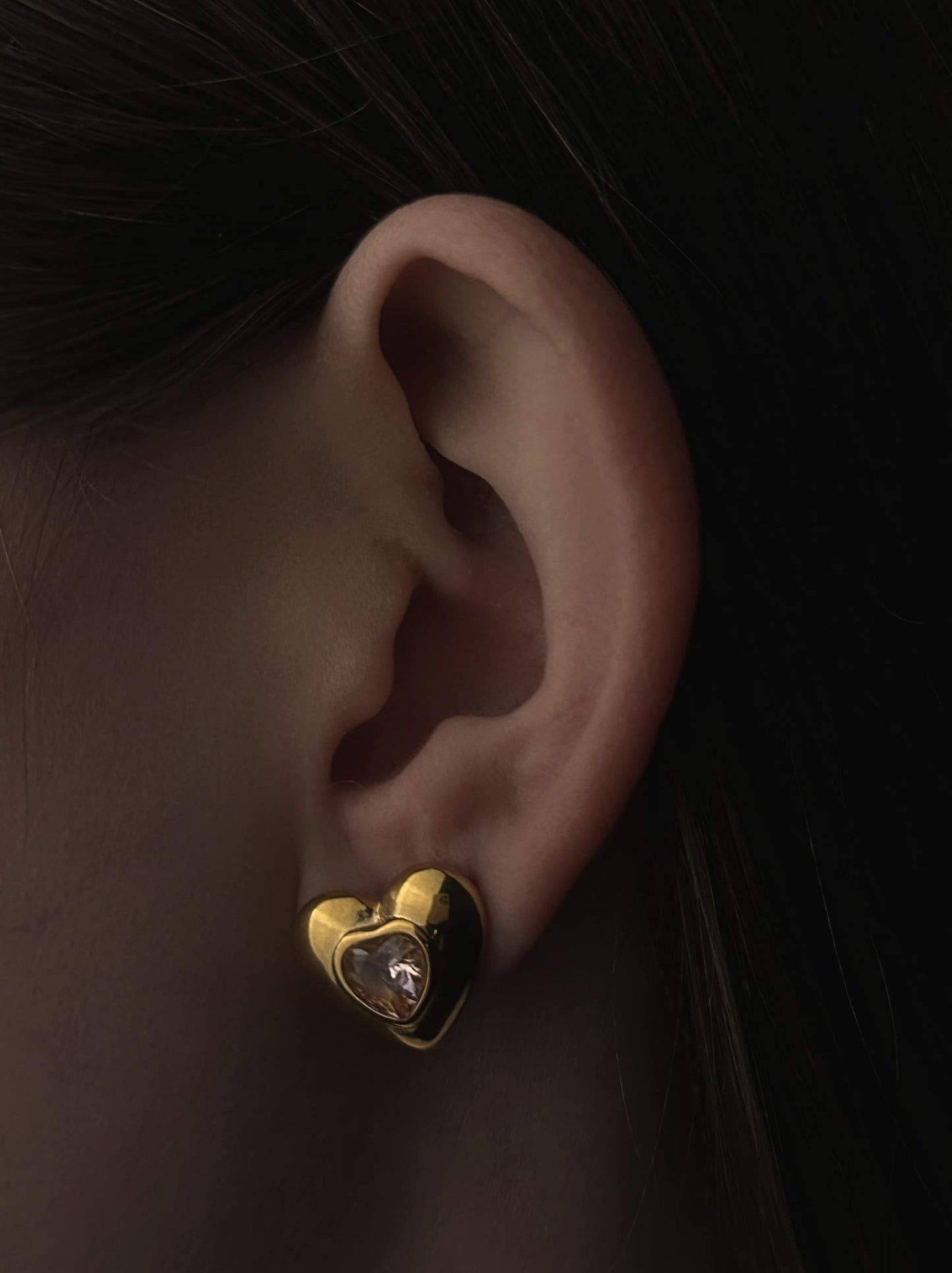 Zirconia heart gold steel earrings