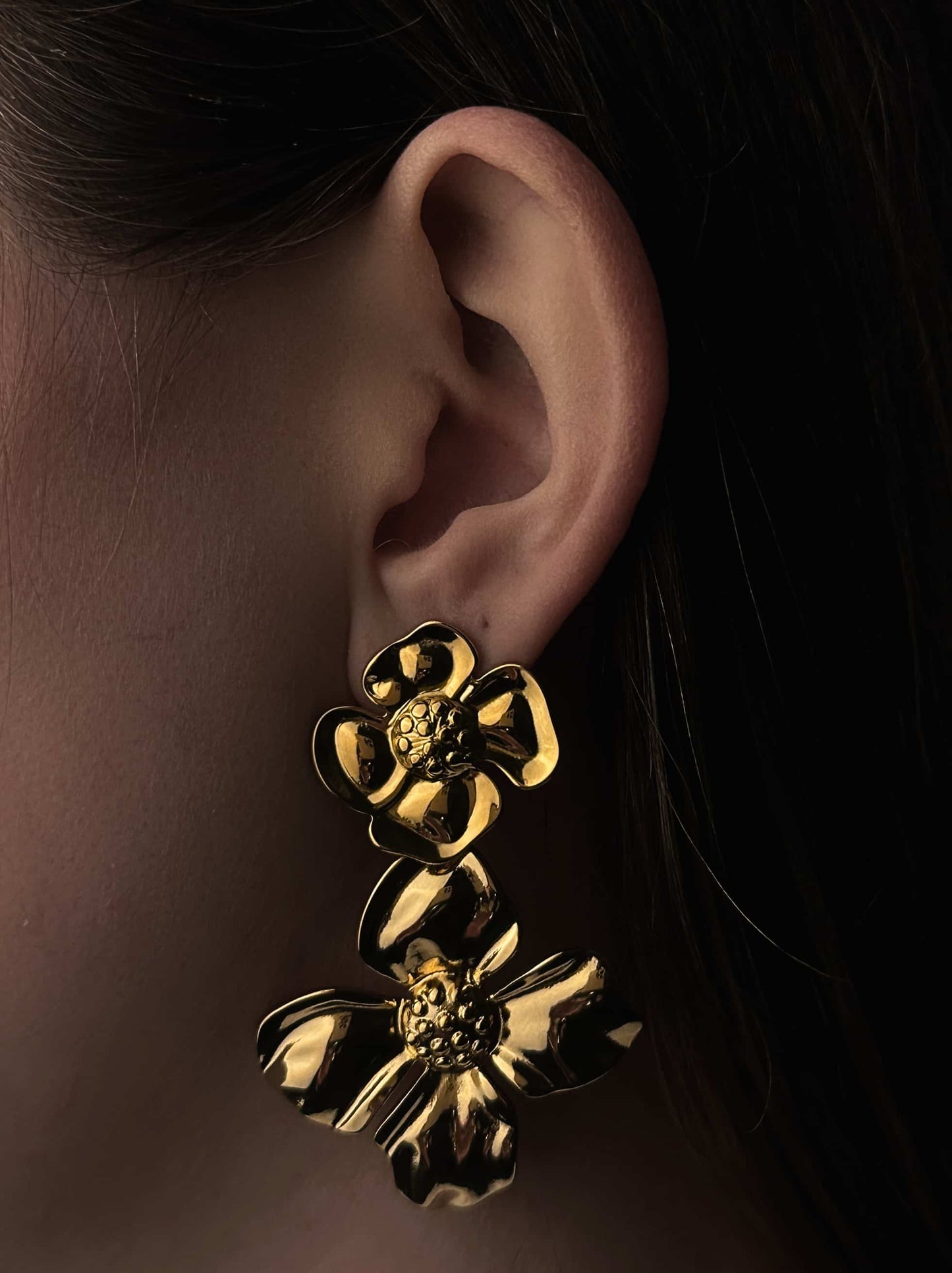 Flowers gold steel earrings