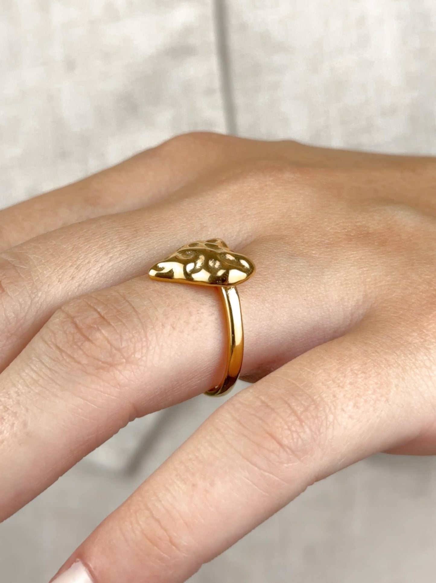 Irregular heart gold steel ring