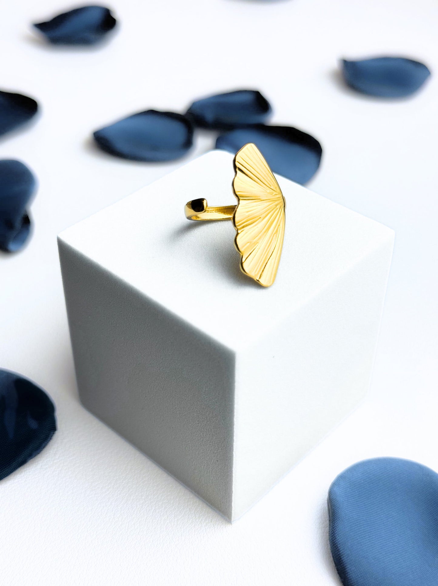 Flower Adjustable Golden Steel Ring