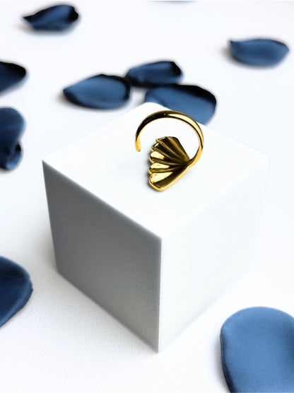 Flower Adjustable Golden Steel Ring