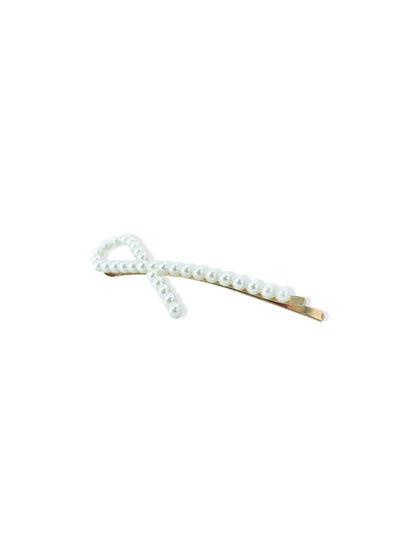 Golden hair clip with pearls