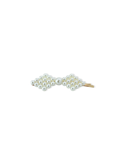 Golden hair clip with pearls